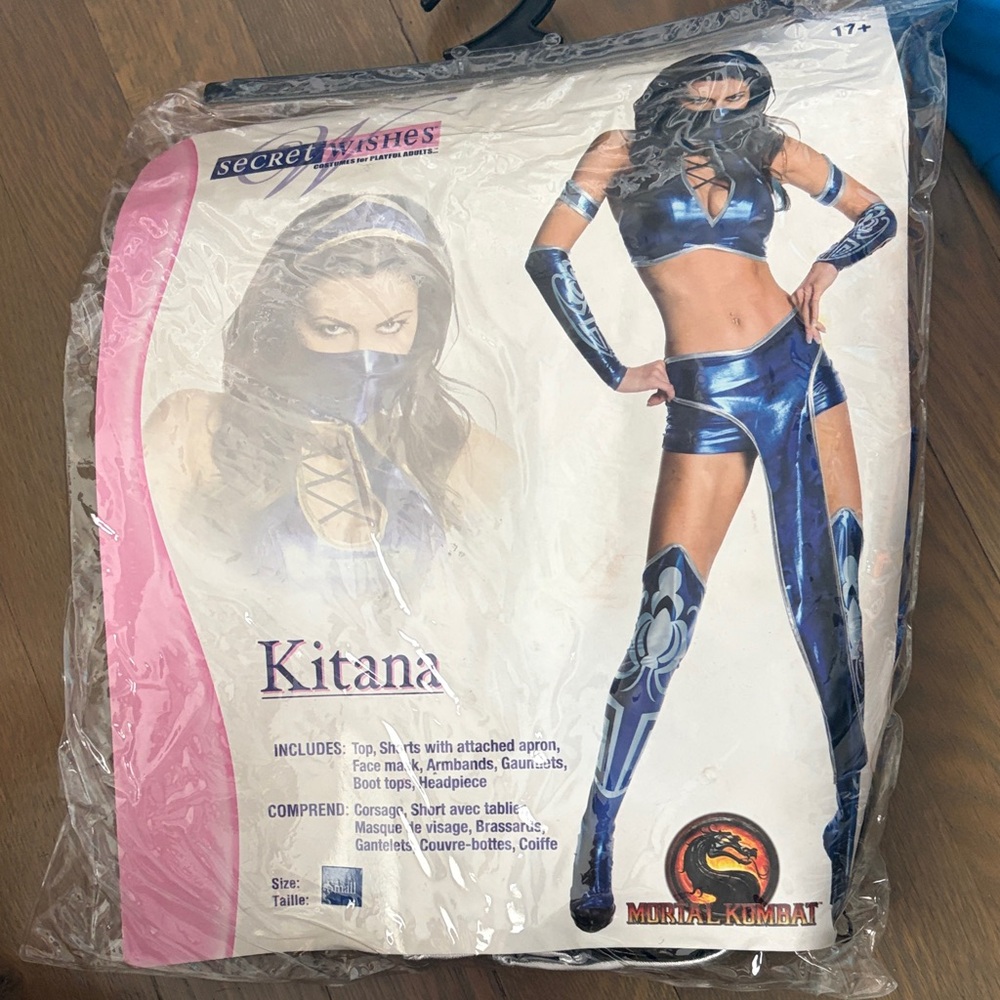Secret Wishes Kitana Kids Superhero Costume - Metallic Blue NWT SMALL